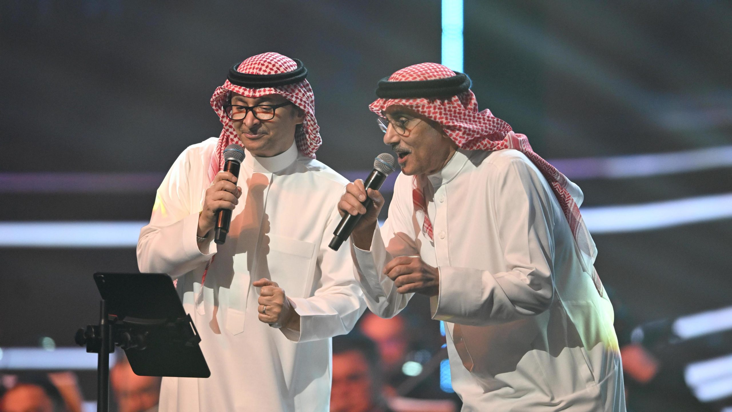 • بحفلين إستثنائيين.. عبد المجيد عبدالله يفتتح من الكويت جولته ما بعد الصيف.. وخالد الشيخ يكشف سراً عنه !