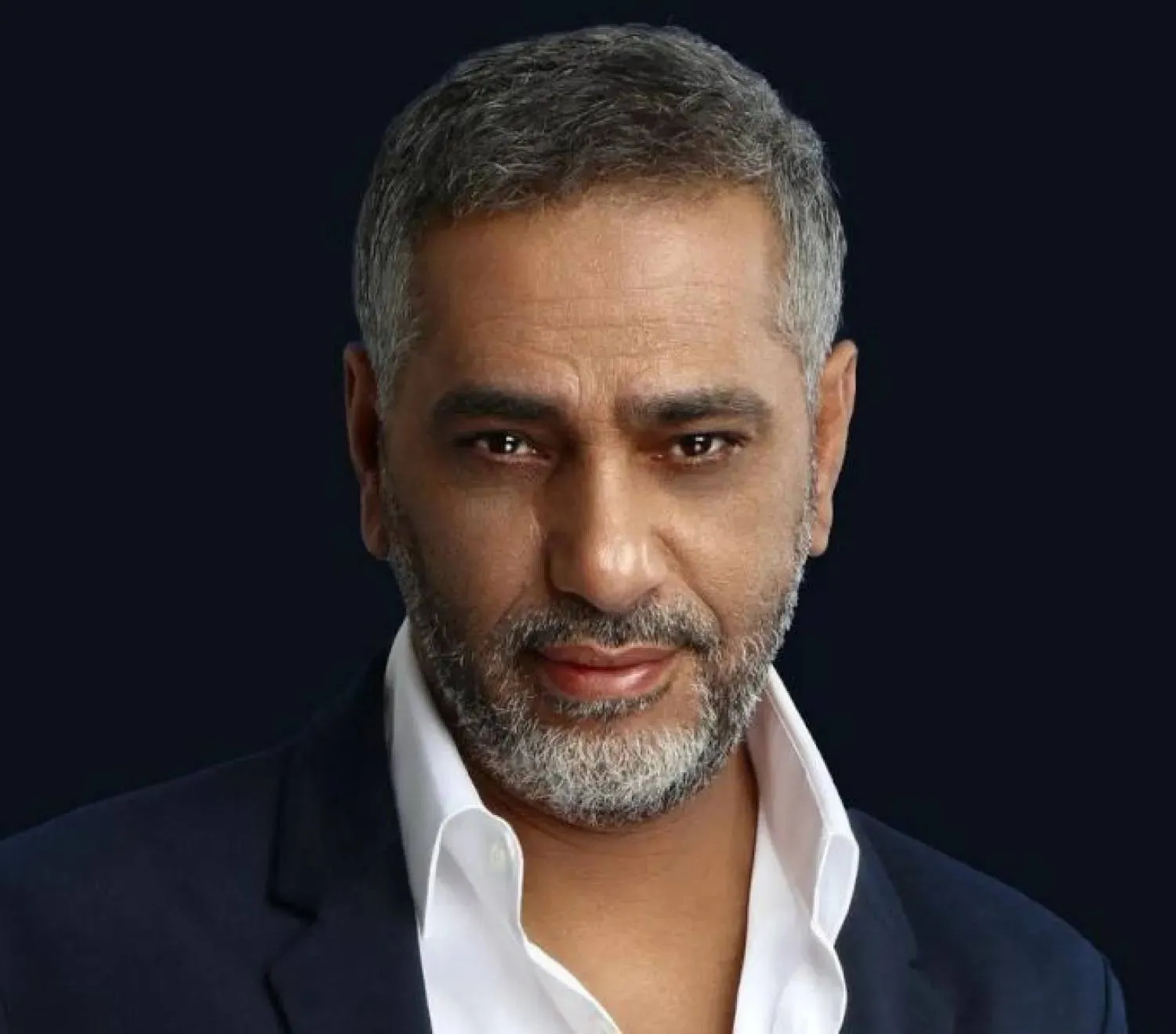 كواليس تسليم “المطلوب” فضل شاكر نفسه للجيش اللبناني بعد 13 سنة من الإختباء .. هل تتم تبرئته بموجب تسوية ما؟